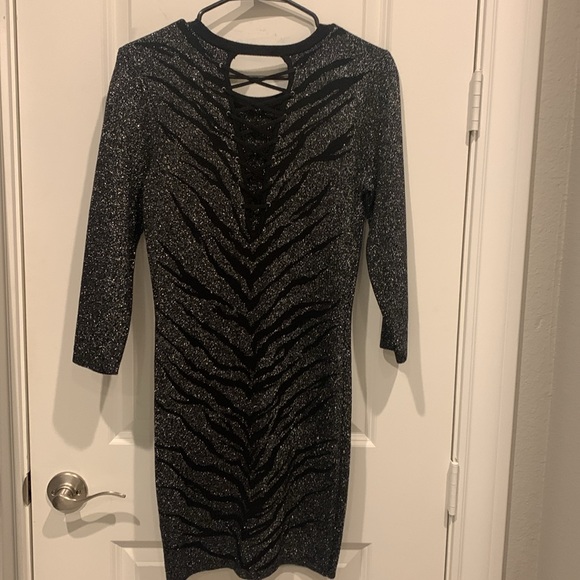 #69 Express Sweater party bodycon dress Size M, has stretch. Midi. - Picture 3 of 4